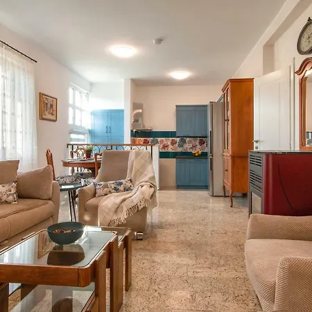 Nala Apartment *