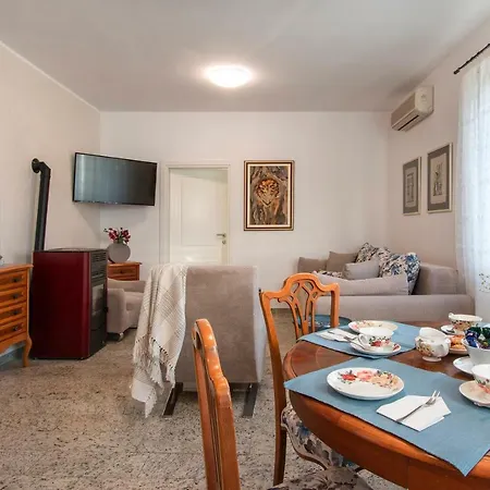 Nala Apartment